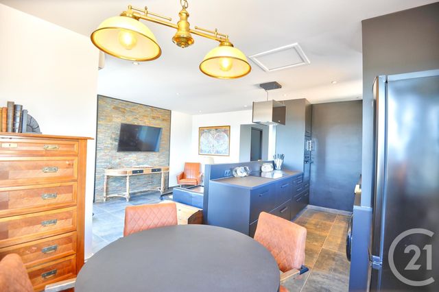 Appartement Duplex à vendre - 3 pièces - 60.95 m2 - ROMANS SUR ISERE - 26 - RHONE-ALPES - Century 21 Orcalla Immobilier Appartement Duplex à vendre - 3 pièces - 60.95 m2 - ROMANS SUR ISERE - 26 - RHONE-ALPES - Century 21 Orcalla Immobilier