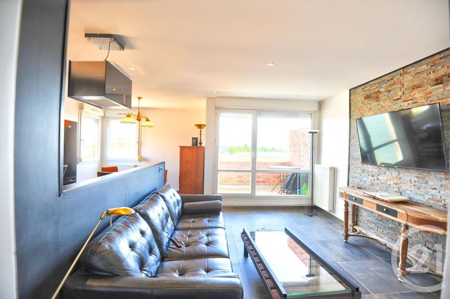 Appartement Duplex à vendre - 3 pièces - 60.95 m2 - ROMANS SUR ISERE - 26 - RHONE-ALPES - Century 21 Orcalla Immobilier Appartement Duplex à vendre - 3 pièces - 60.95 m2 - ROMANS SUR ISERE - 26 - RHONE-ALPES - Century 21 Orcalla Immobilier