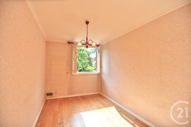 Appartement T2 à vendre - 2 pièces - 41.2 m2 - ROMANS SUR ISERE - 26 - RHONE-ALPES - Century 21 Orcalla Immobilier Appartement T2 à vendre - 2 pièces - 41.2 m2 - ROMANS SUR ISERE - 26 - RHONE-ALPES - Century 21 Orcalla Immobilier