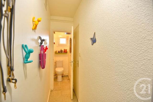 Appartement T3 à vendre - 3 pièces - 63.15 m2 - ROMANS SUR ISERE - 26 - RHONE-ALPES - Century 21 Orcalla Immobilier Appartement T3 à vendre - 3 pièces - 63.15 m2 - ROMANS SUR ISERE - 26 - RHONE-ALPES - Century 21 Orcalla Immobilier