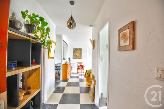 Appartement T3 à vendre - 3 pièces - 63.15 m2 - ROMANS SUR ISERE - 26 - RHONE-ALPES - Century 21 Orcalla Immobilier Appartement T3 à vendre - 3 pièces - 63.15 m2 - ROMANS SUR ISERE - 26 - RHONE-ALPES - Century 21 Orcalla Immobilier