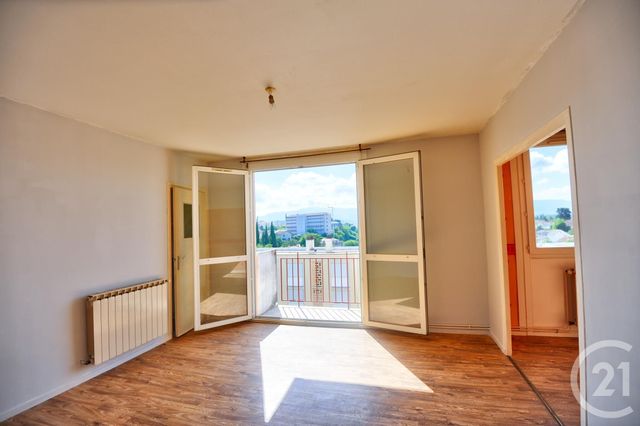 Afficher la photo en grand Appartement F4 à vendre - 4 pièces - 68.45 m2 - ROMANS SUR ISERE - 26 - RHONE-ALPES - Century 21 Orcalla Immobilier