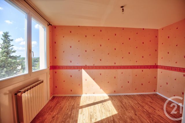 Afficher la photo en grand Appartement F4 à vendre - 4 pièces - 68.45 m2 - ROMANS SUR ISERE - 26 - RHONE-ALPES - Century 21 Orcalla Immobilier