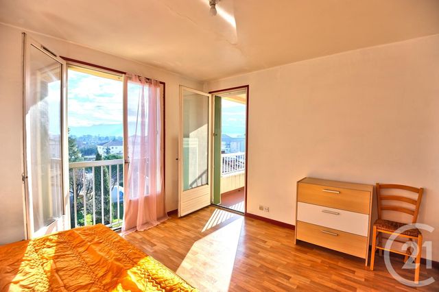 Afficher la photo en grand Studio à louer - 1 pièce - 19.28 m2 - ROMANS SUR ISERE - 26 - RHONE-ALPES - Century 21 Orcalla Immobilier