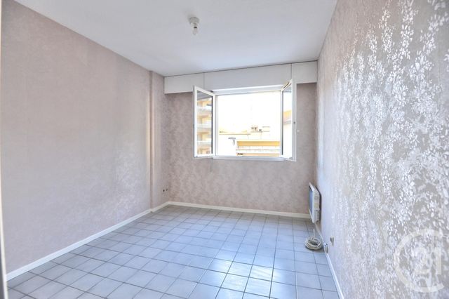 Appartement F3 à louer - 3 pièces - 66.75 m2 - ROMANS SUR ISERE - 26 - RHONE-ALPES - Century 21 Orcalla Immobilier