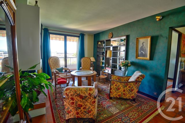 Appartement T5 à vendre - 5 pièces - 102.23 m2 - ROMANS SUR ISERE - 26 - RHONE-ALPES - Century 21 Orcalla Immobilier