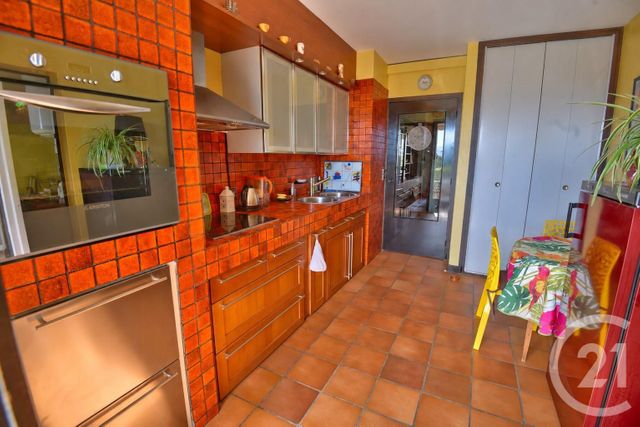 Appartement T5 à vendre - 5 pièces - 102.23 m2 - ROMANS SUR ISERE - 26 - RHONE-ALPES - Century 21 Orcalla Immobilier