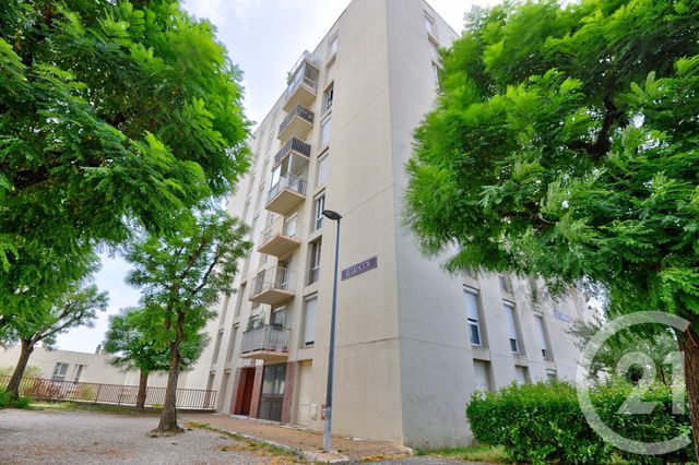 appartement à vendre - 4 pièces - 76.25 m2 - ROMANS SUR ISERE - 26 - RHONE-ALPES - Century 21 Orcalla Immobilier