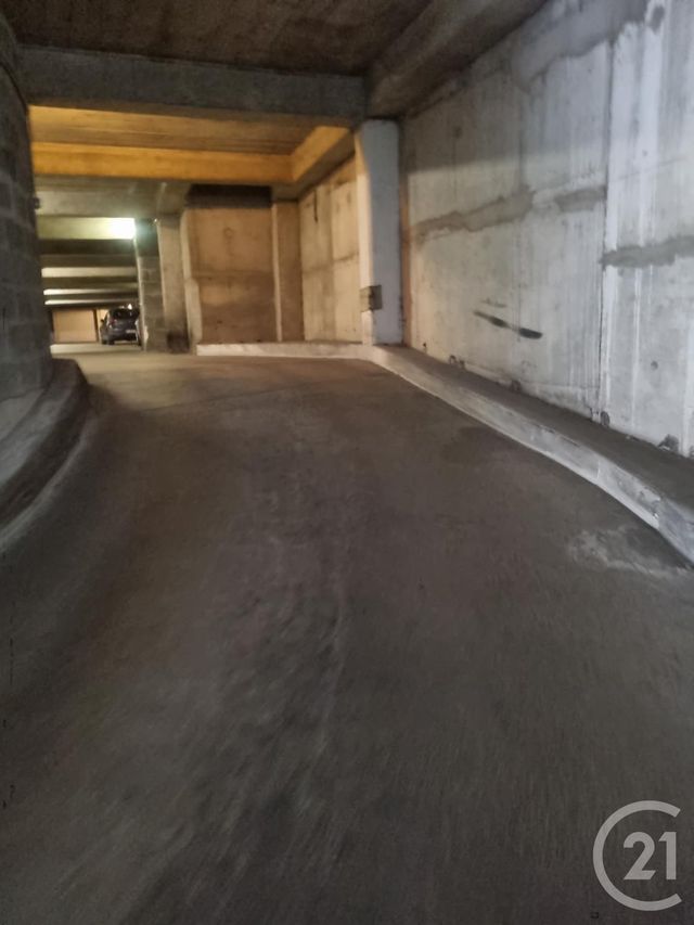 parking à louer - ROMANS SUR ISERE - 26 - RHONE-ALPES - Century 21 Orcalla Immobilier