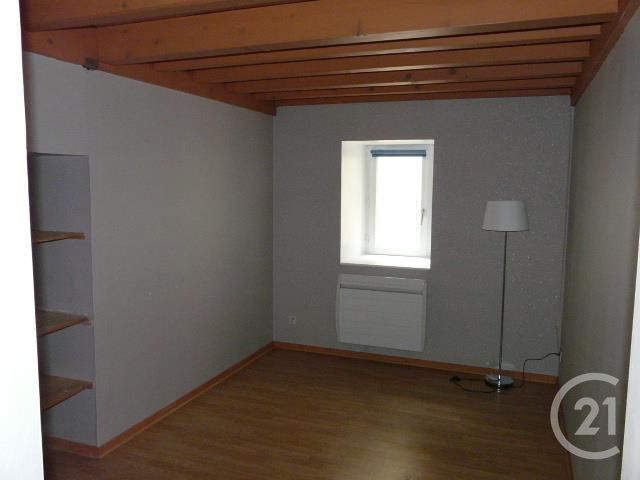 Appartement à louer - 2 pièces - 76.0 m2 - ROMANS SUR ISERE - 26 - RHONE-ALPES - Century 21 Orcalla Immobilier