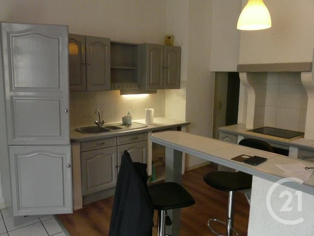 Appartement à louer - 2 pièces - 76.0 m2 - ROMANS SUR ISERE - 26 - RHONE-ALPES - Century 21 Orcalla Immobilier