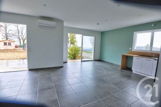 Appartement F4 à louer - 4 pièces - 116.0 m2 - GENISSIEUX - 26 - RHONE-ALPES - Century 21 Orcalla Immobilier