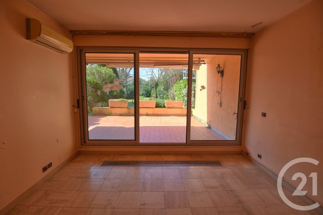 Appartement T2 à vendre - 2 pièces - 57.13 m2 - ROMANS SUR ISERE - 26 - RHONE-ALPES - Century 21 Orcalla Immobilier