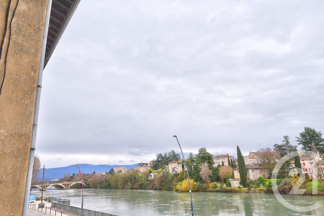 Appartement T4 à vendre - 4 pièces - 69.75 m2 - ROMANS SUR ISERE - 26 - RHONE-ALPES - Century 21 Orcalla Immobilier