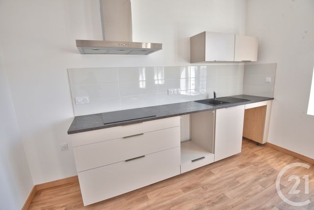 Appartement à louer - 3 pièces - 75.6 m2 - ROMANS SUR ISERE - 26 - RHONE-ALPES - Century 21 Orcalla Immobilier