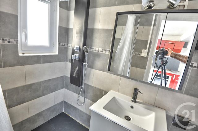 maison à louer - 2 pièces - 52.0 m2 - ROMANS SUR ISERE - 26 - RHONE-ALPES - Century 21 Orcalla Immobilier