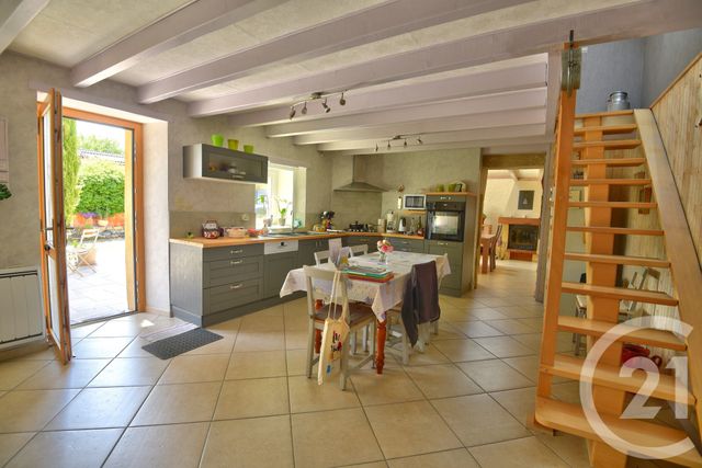 maison à vendre - 7 pièces - 210.02 m2 - MARCHES - 26 - RHONE-ALPES - Century 21 Orcalla Immobilier