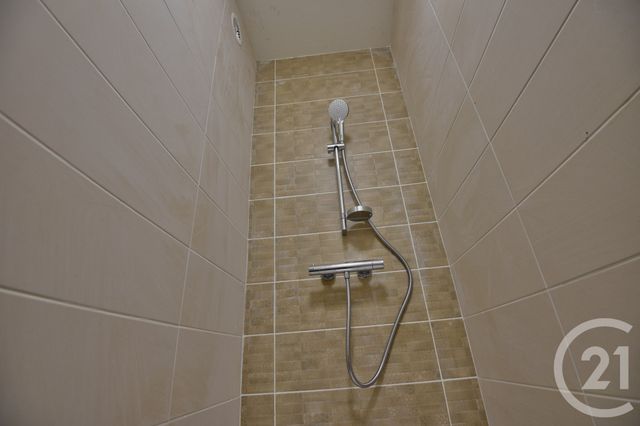 Afficher la photo en grand Appartement à louer - 3 pièces - 58.9 m2 - BOURG DE PEAGE - 26 - RHONE-ALPES - Century 21 Orcalla Immobilier