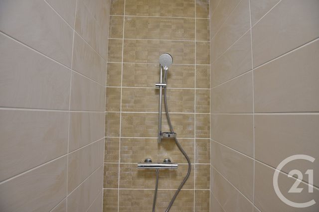 Afficher la photo en grand Appartement à louer - 3 pièces - 58.9 m2 - BOURG DE PEAGE - 26 - RHONE-ALPES - Century 21 Orcalla Immobilier