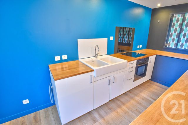 Appartement F2 à louer - 2 pièces - 46.31 m2 - ROMANS SUR ISERE - 26 - RHONE-ALPES - Century 21 Orcalla Immobilier