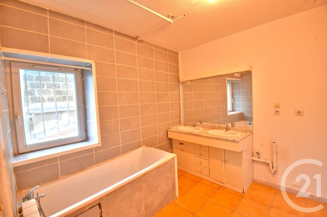 Appartement F5 à louer - 5 pièces - 99.0 m2 - BOURG DE PEAGE - 26 - RHONE-ALPES - Century 21 Orcalla Immobilier