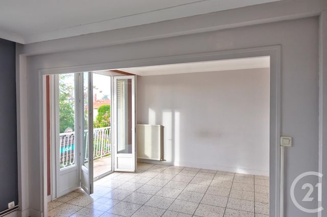 Appartement F4 à louer - 4 pièces - 64.7 m2 - ROMANS SUR ISERE - 26 - RHONE-ALPES - Century 21 Orcalla Immobilier