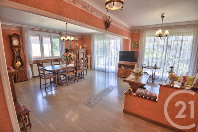 maison à vendre - 6 pièces - 155.2 m2 - ROMANS SUR ISERE - 26 - RHONE-ALPES - Century 21 Orcalla Immobilier