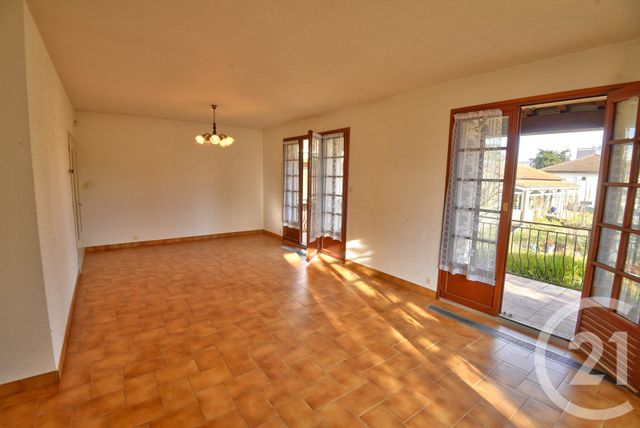 maison à vendre - 5 pièces - 118.3 m2 - ROMANS SUR ISERE - 26 - RHONE-ALPES - Century 21 Orcalla Immobilier
