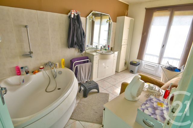 maison à vendre - 5 pièces - 104.05 m2 - ROMANS SUR ISERE - 26 - RHONE-ALPES - Century 21 Orcalla Immobilier
