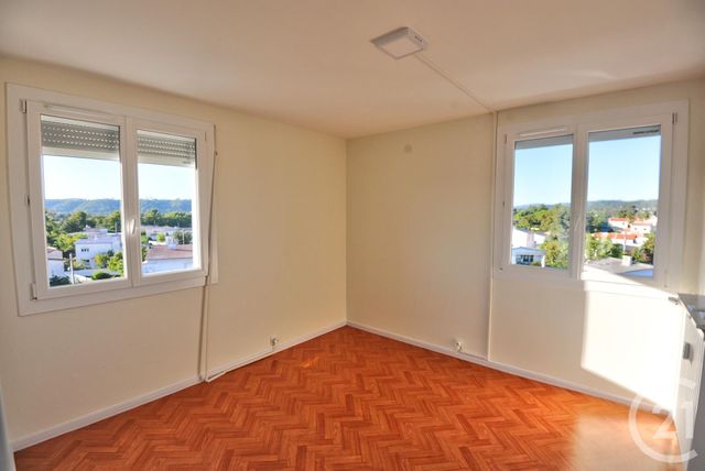 Appartement à louer - 3 pièces - 62.51 m2 - ROMANS SUR ISERE - 26 - RHONE-ALPES - Century 21 Orcalla Immobilier