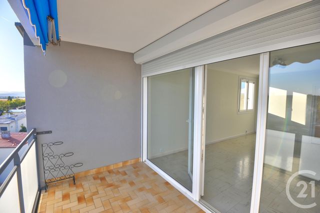 Appartement à louer - 3 pièces - 62.51 m2 - ROMANS SUR ISERE - 26 - RHONE-ALPES - Century 21 Orcalla Immobilier