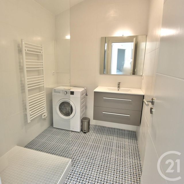 Appartement F2 à louer - 2 pièces - 45.21 m2 - ROMANS SUR ISERE - 26 - RHONE-ALPES - Century 21 Orcalla Immobilier