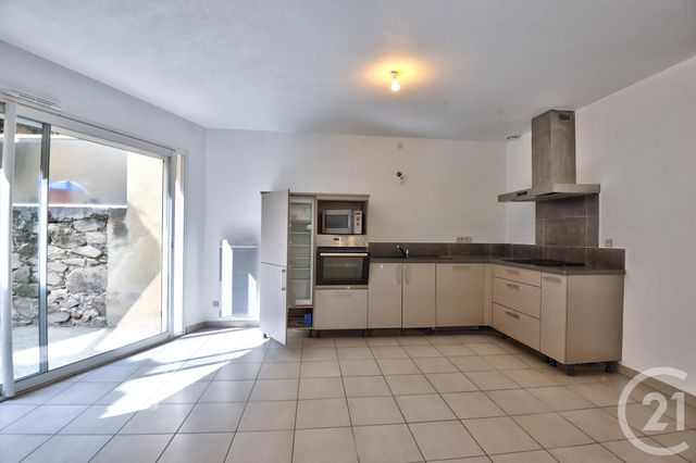 Appartement à louer - 3 pièces - 57.36 m2 - ROMANS SUR ISERE - 26 - RHONE-ALPES - Century 21 Orcalla Immobilier