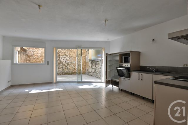 Appartement à louer - 3 pièces - 57.36 m2 - ROMANS SUR ISERE - 26 - RHONE-ALPES - Century 21 Orcalla Immobilier