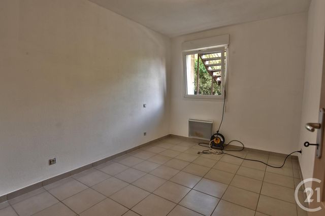 Appartement à louer - 3 pièces - 57.36 m2 - ROMANS SUR ISERE - 26 - RHONE-ALPES - Century 21 Orcalla Immobilier