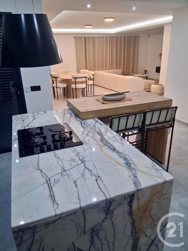 maison à vendre - 5 pièces - 153.0 m2 - ROMANS SUR ISERE - 26 - RHONE-ALPES - Century 21 Orcalla Immobilier