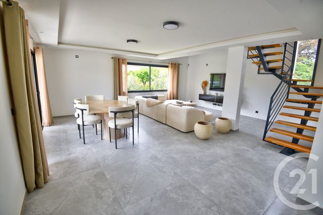 maison à vendre - 5 pièces - 153.0 m2 - ROMANS SUR ISERE - 26 - RHONE-ALPES - Century 21 Orcalla Immobilier