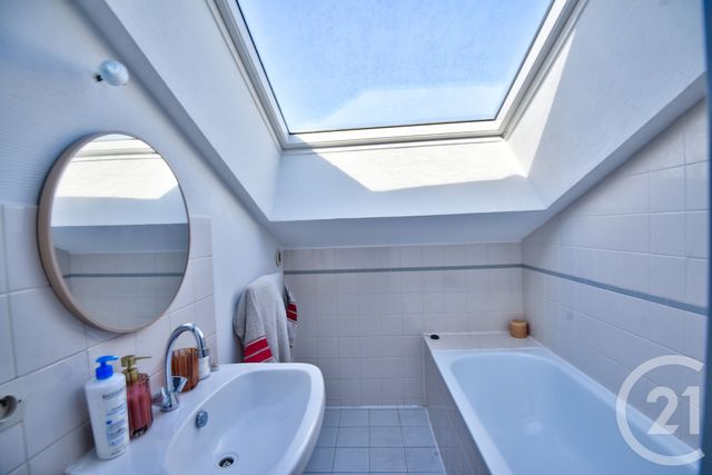 Appartement Duplex à vendre - 4 pièces - 69.6 m2 - ROMANS SUR ISERE - 26 - RHONE-ALPES - Century 21 Orcalla Immobilier