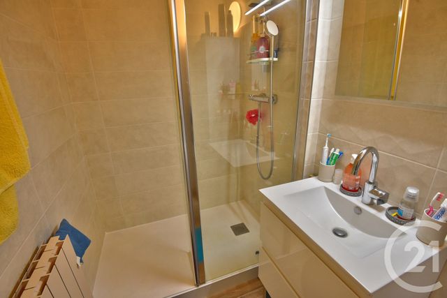 maison à louer - 4 pièces - 84.45 m2 - ROMANS SUR ISERE - 26 - RHONE-ALPES - Century 21 Orcalla Immobilier