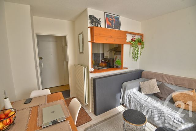 Appartement à louer - 2 pièces - 35.84 m2 - ROMANS SUR ISERE - 26 - RHONE-ALPES - Century 21 Orcalla Immobilier