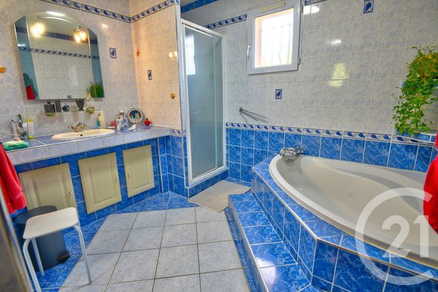 maison à vendre - 6 pièces - 139.53 m2 - ROMANS SUR ISERE - 26 - RHONE-ALPES - Century 21 Orcalla Immobilier