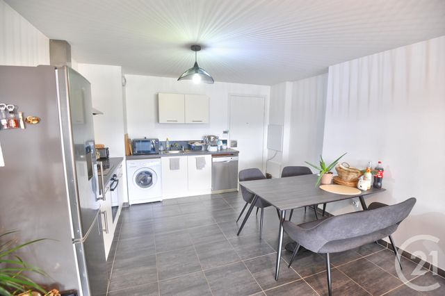 Appartement T2 à vendre - 2 pièces - 50.21 m2 - BOURG DE PEAGE - 26 - RHONE-ALPES - Century 21 Orcalla Immobilier