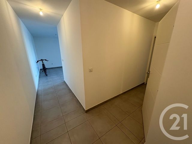 Appartement T2 à vendre - 2 pièces - 61.53 m2 - ROMANS SUR ISERE - 26 - RHONE-ALPES - Century 21 Orcalla Immobilier