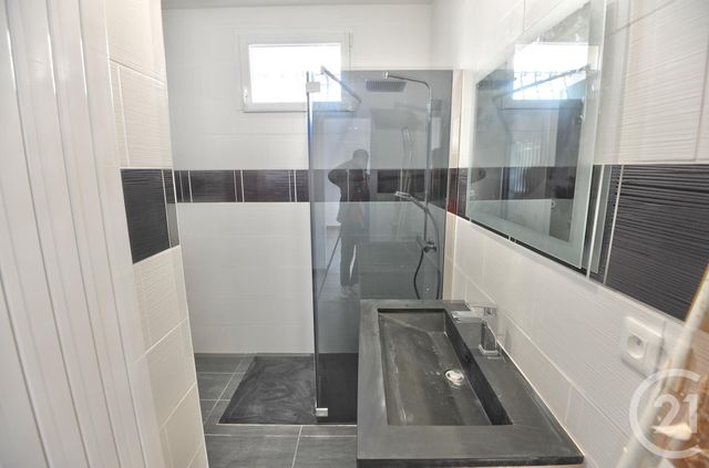 maison à louer - 5 pièces - 119.36 m2 - ROMANS SUR ISERE - 26 - RHONE-ALPES - Century 21 Orcalla Immobilier