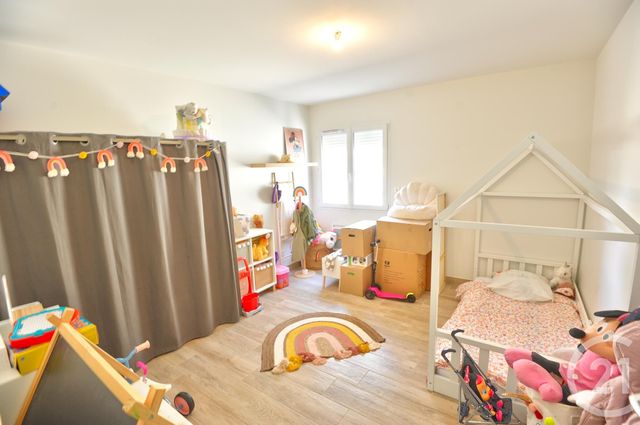 Appartement à louer - 4 pièces - 105.0 m2 - GENISSIEUX - 26 - RHONE-ALPES - Century 21 Orcalla Immobilier