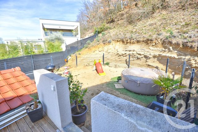 Appartement à louer - 4 pièces - 105.0 m2 - GENISSIEUX - 26 - RHONE-ALPES - Century 21 Orcalla Immobilier