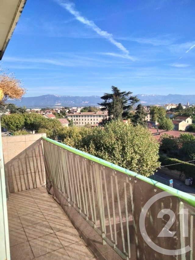Appartement T4 à vendre - 3 pièces - 64.0 m2 - ROMANS SUR ISERE - 26 - RHONE-ALPES - Century 21 Orcalla Immobilier