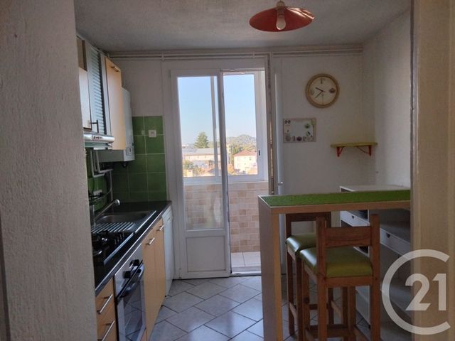 Appartement T4 à vendre - 3 pièces - 64.0 m2 - ROMANS SUR ISERE - 26 - RHONE-ALPES - Century 21 Orcalla Immobilier