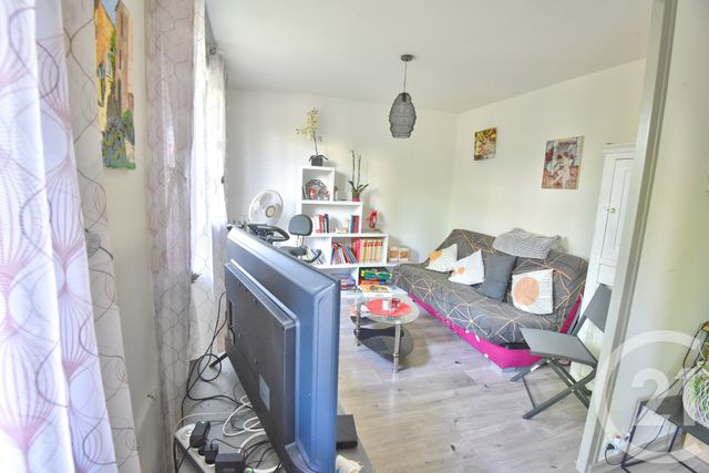 Appartement F2 à louer - 3 pièces - 55.32 m2 - ROMANS SUR ISERE - 26 - RHONE-ALPES - Century 21 Orcalla Immobilier