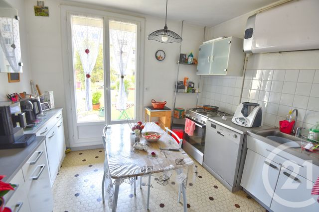Appartement F2 à louer - 3 pièces - 55.32 m2 - ROMANS SUR ISERE - 26 - RHONE-ALPES - Century 21 Orcalla Immobilier